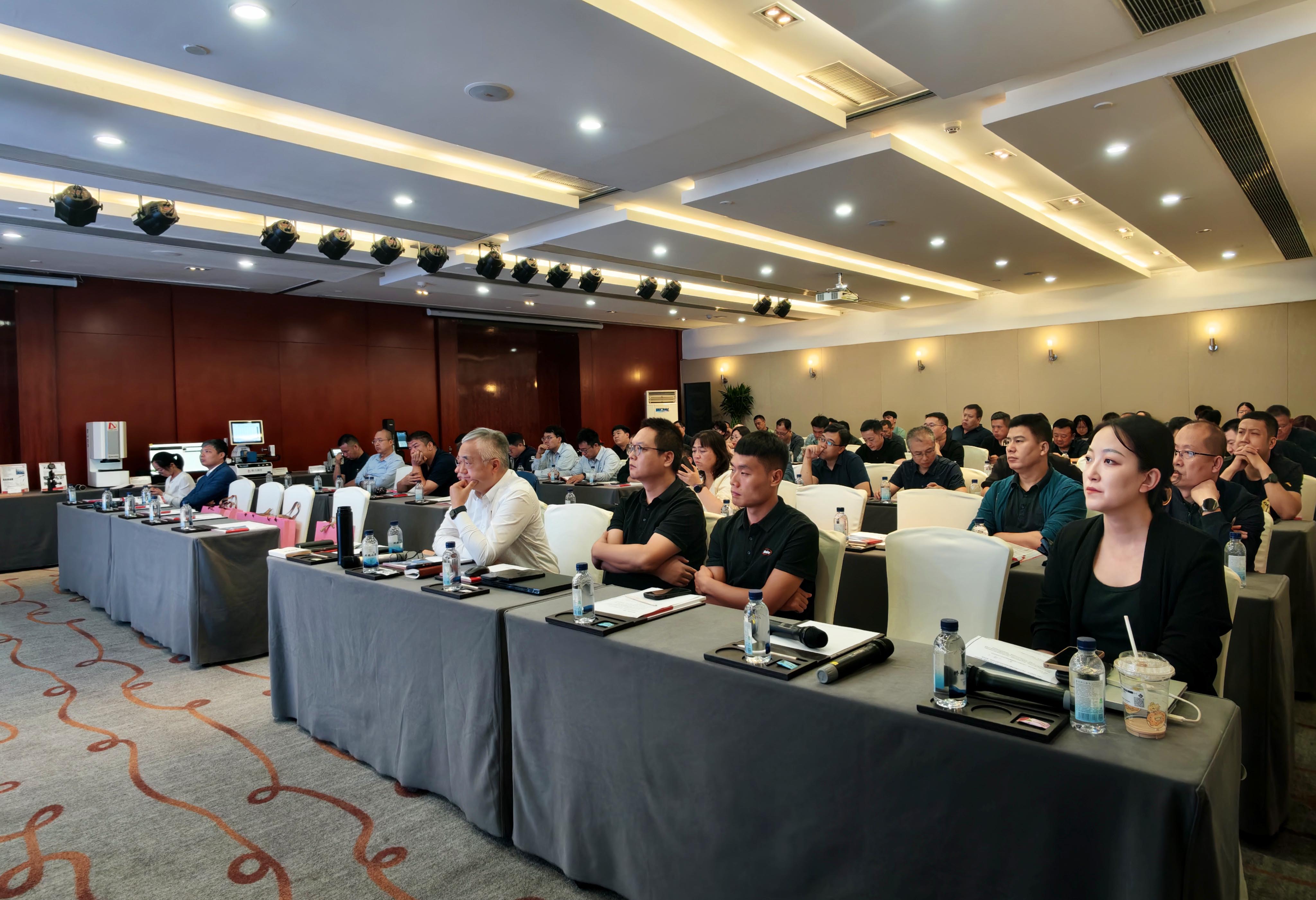 德力測控西北區域交流會(huì )圓滿(mǎn)落幕，共探測量技術(shù)新未來(lái)！