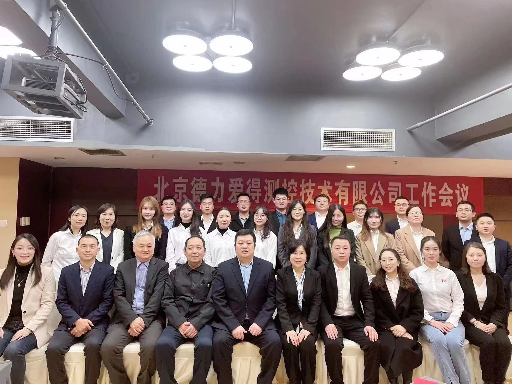 1677203983656373.jpg 1677203983656373.jpg